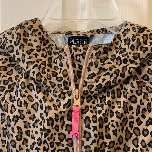 The Children’s Place nylon hoodie - Picture 2 of 6